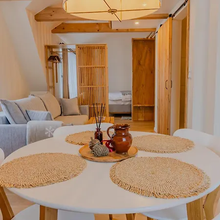 Apartament Strazyska 7